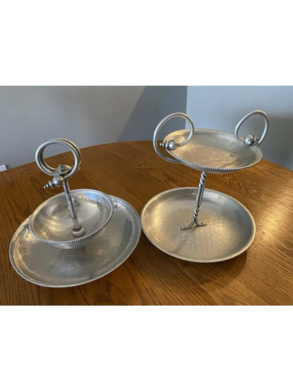 B W Busnilum Hammered Aluminum-6 Pieces- 4 Serving Trays, Spatula And Pitcher